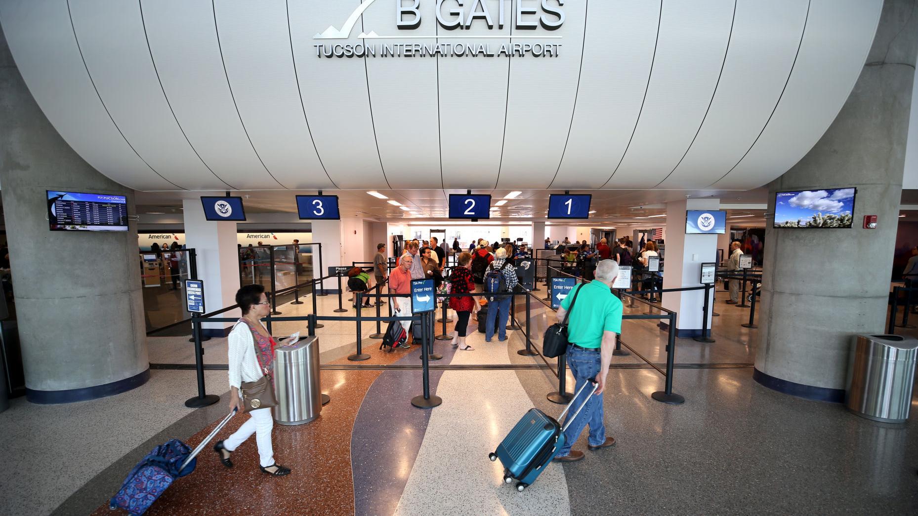 Tucson air traffic up; airlines upgrading, adding flights